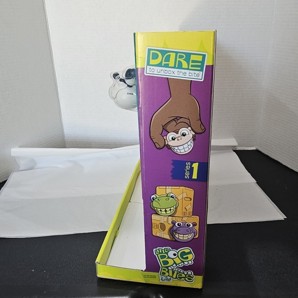 7 Little Big Bites Lot by FurReal Series 1 INCLUDES ORIGINAL DISPLAY & Toys - Picture 10 of 16